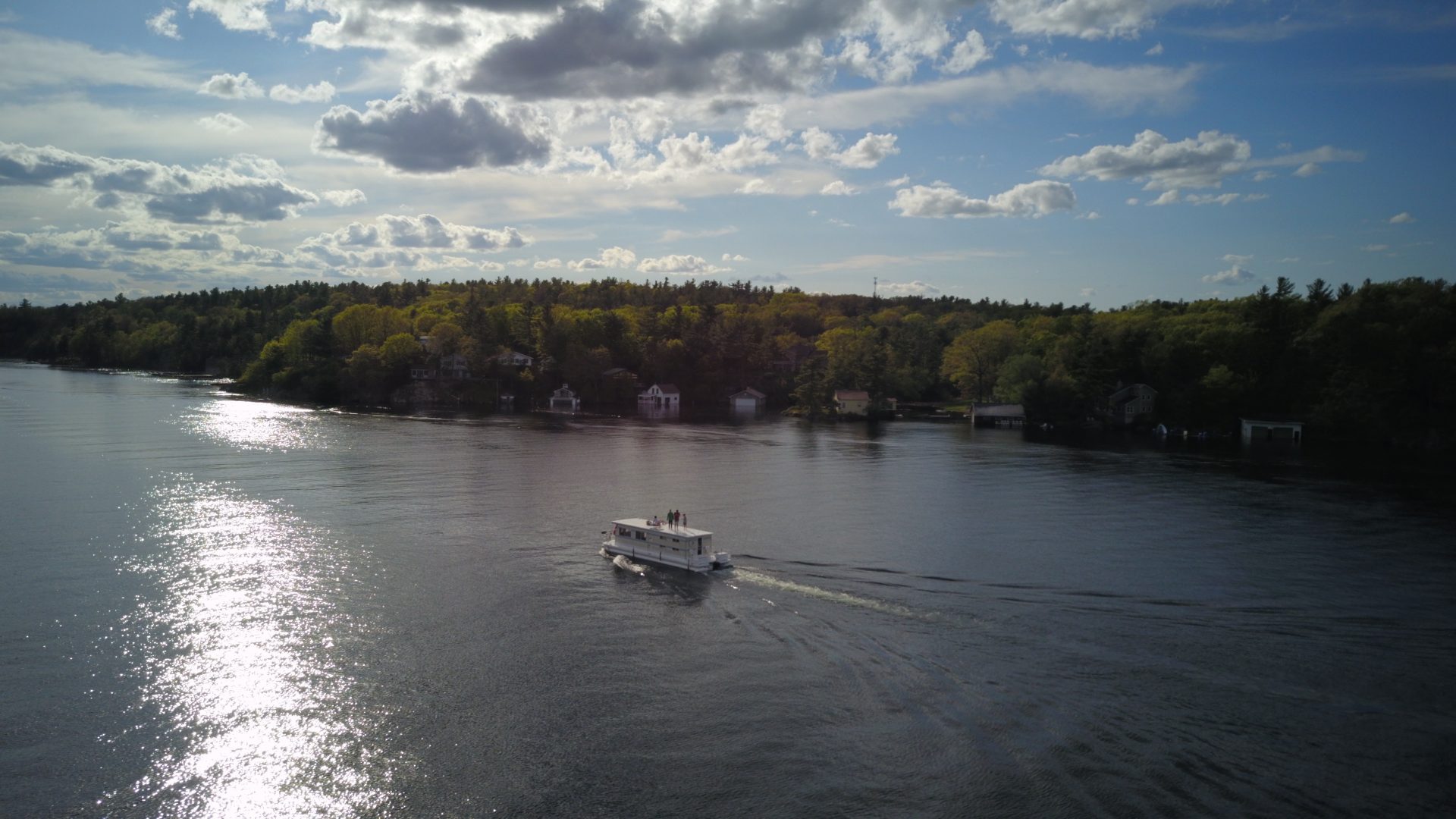 Houseboat Holidays houseboat rentals in the 1000 Islands